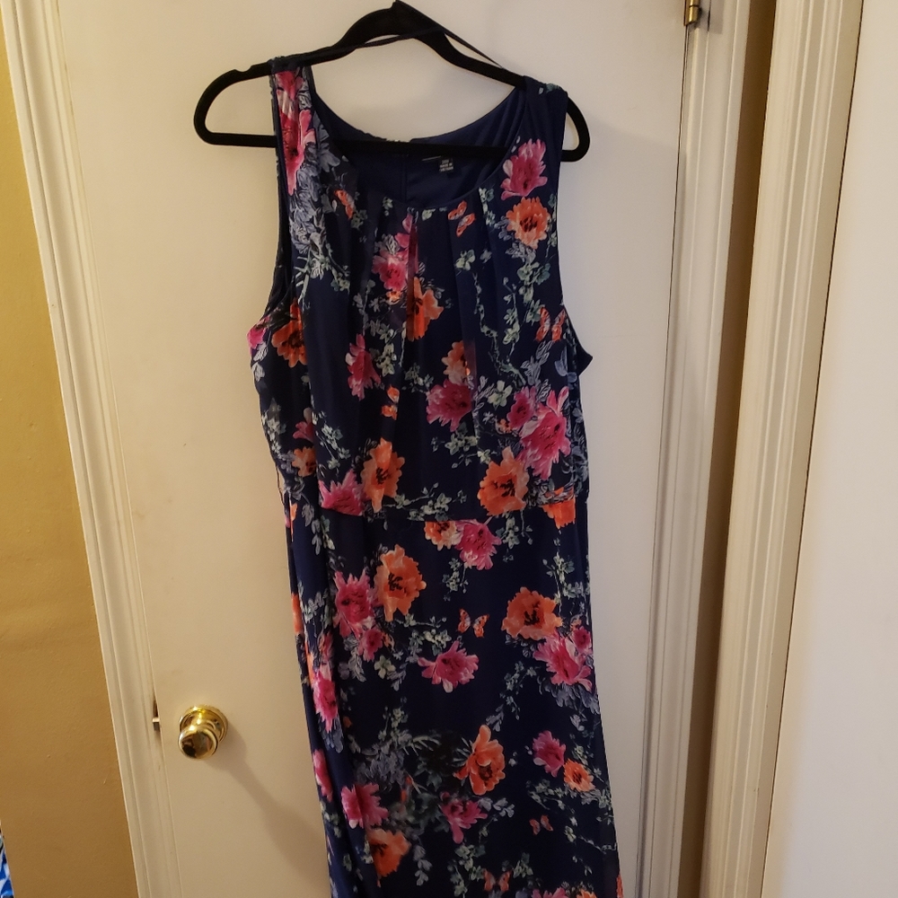 Pretty Floral Maxi Dress Plus Size